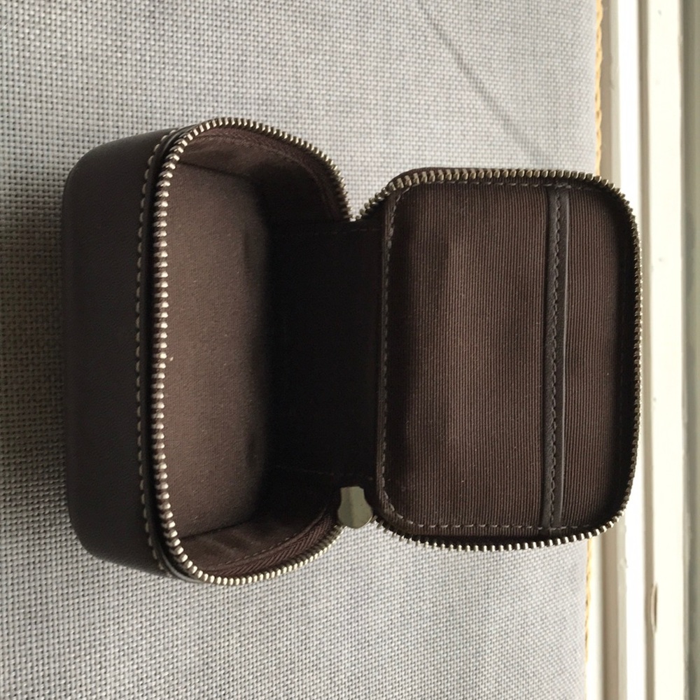 Coach change box